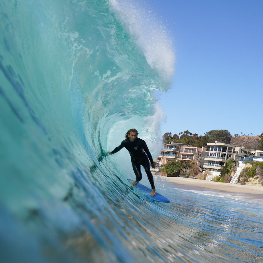 Arms-up wetsuit design that makes Isurus a top rated wetsuit
