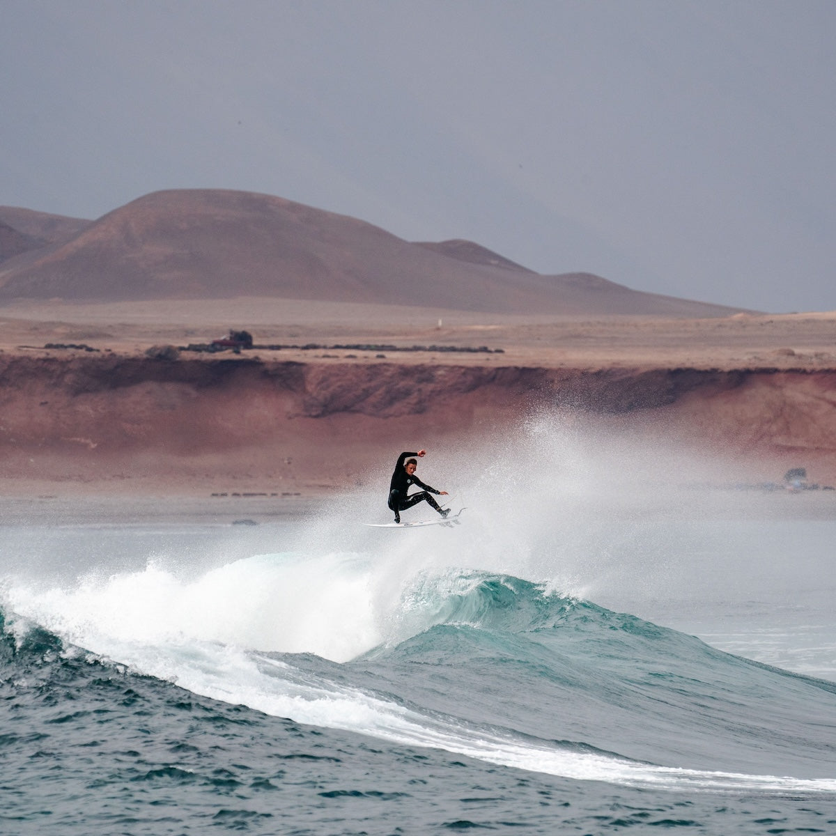 Shield 3.3 Hooded Zipfree Wetsuit