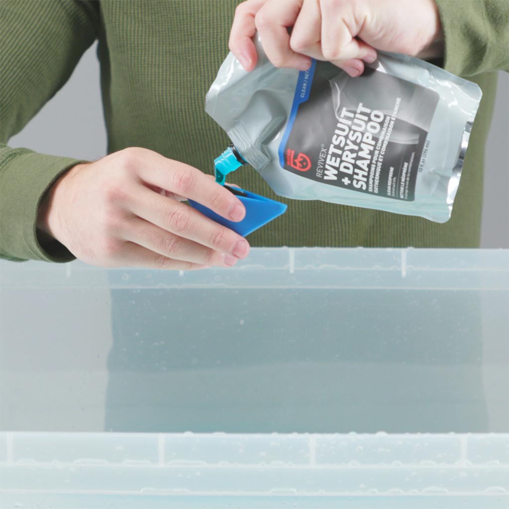 Gear Aid® Revivex Wetsuit Shampoo